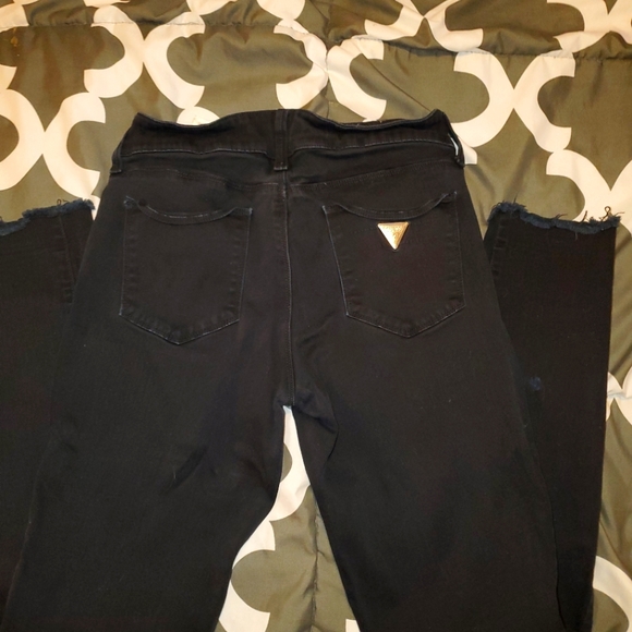 Cute black guess jeans - Picture 2 of 2